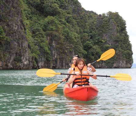 SafeHouse Rehab Hua Hin Client Activities - Kayaking 1